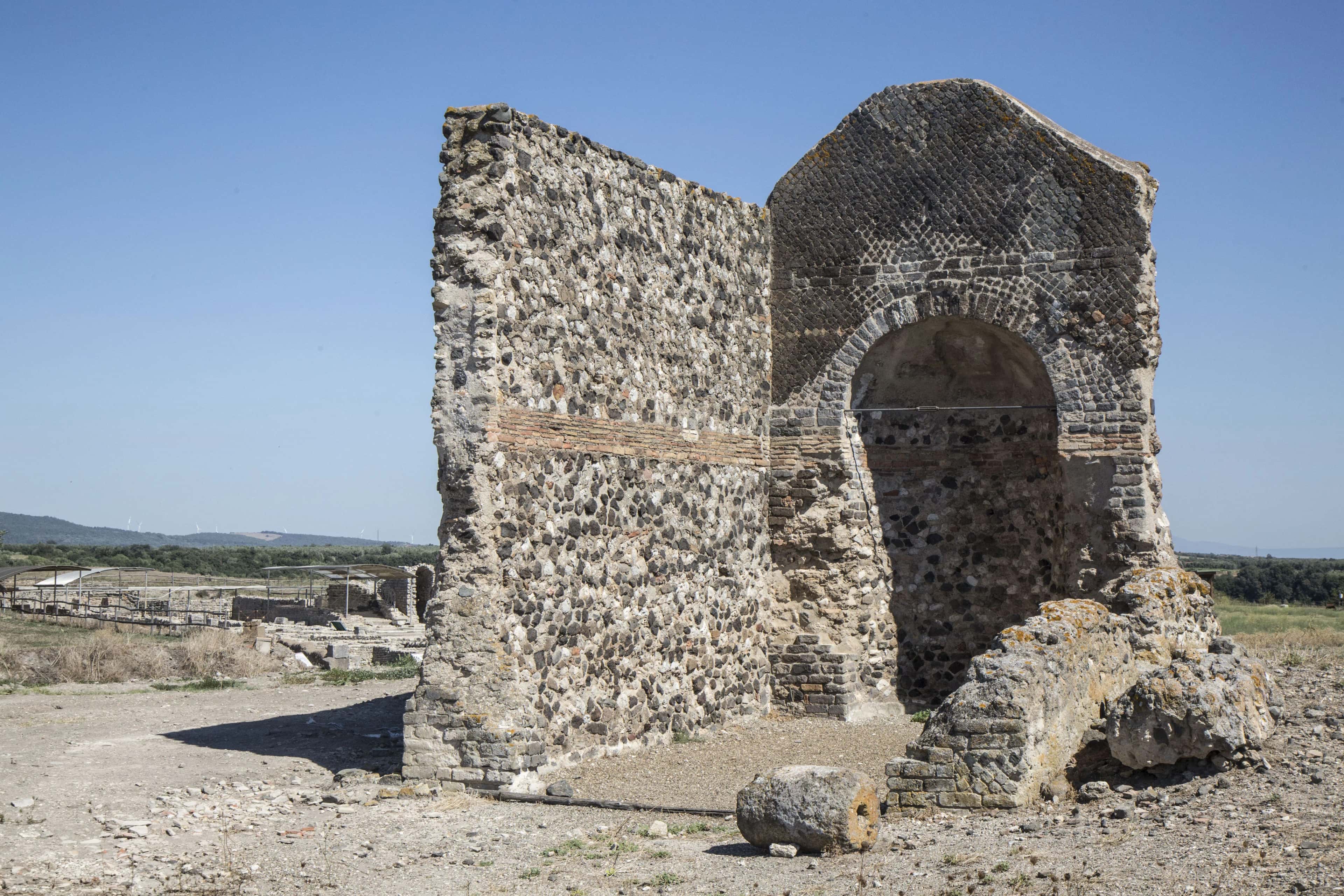 Parco Naturalistico Archeologico di Vulci: scavi, natura e visita
